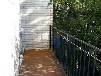 Rented by Robyn Lee, LREB