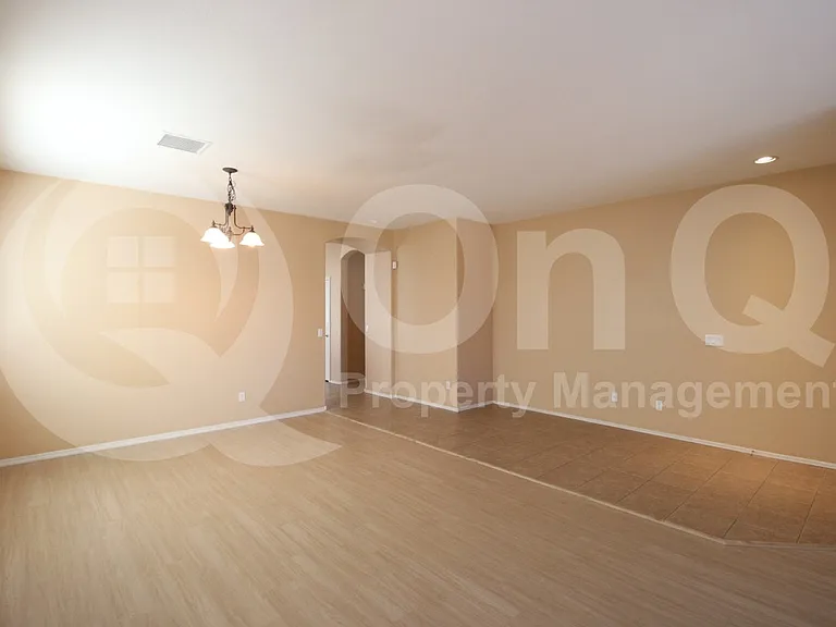 14839 W Larkspur Dr — Photo 10