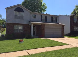 6924 Lake Park Cir, Saint Louis, MO
