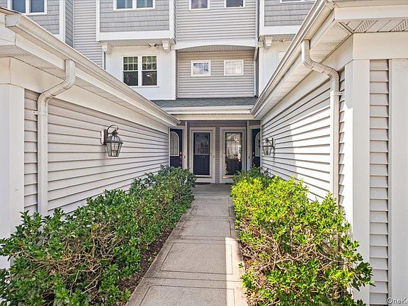 4th image of 225 Waterside Close