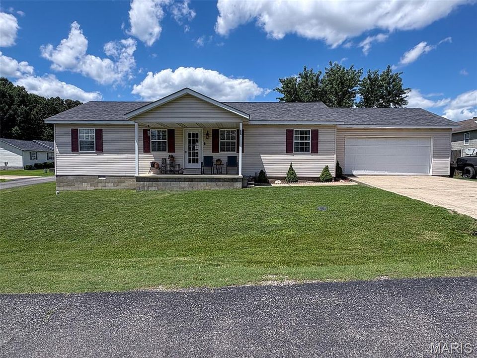 1st image of 523 Sunny Valley Ln