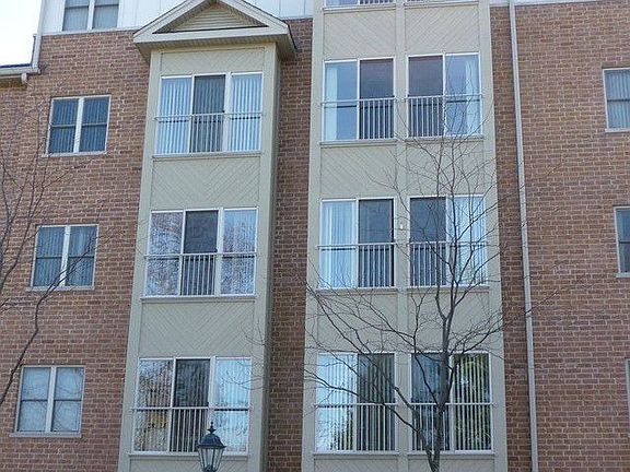 3rd image of 100 N Bokelman St APT 423