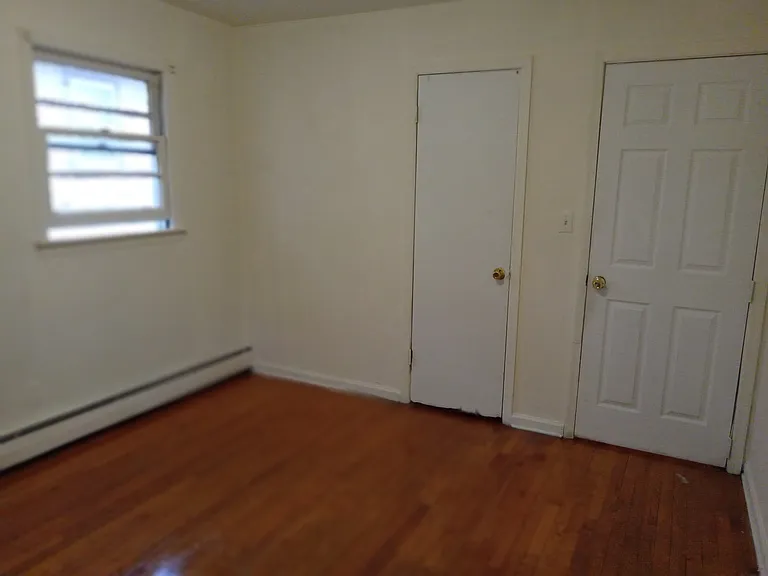 184 Smith St #1F — Photo 8