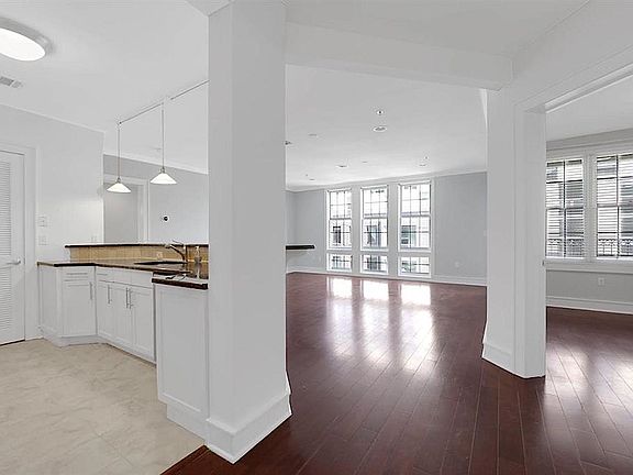 2nd image of 830 Monroe St APT 4I