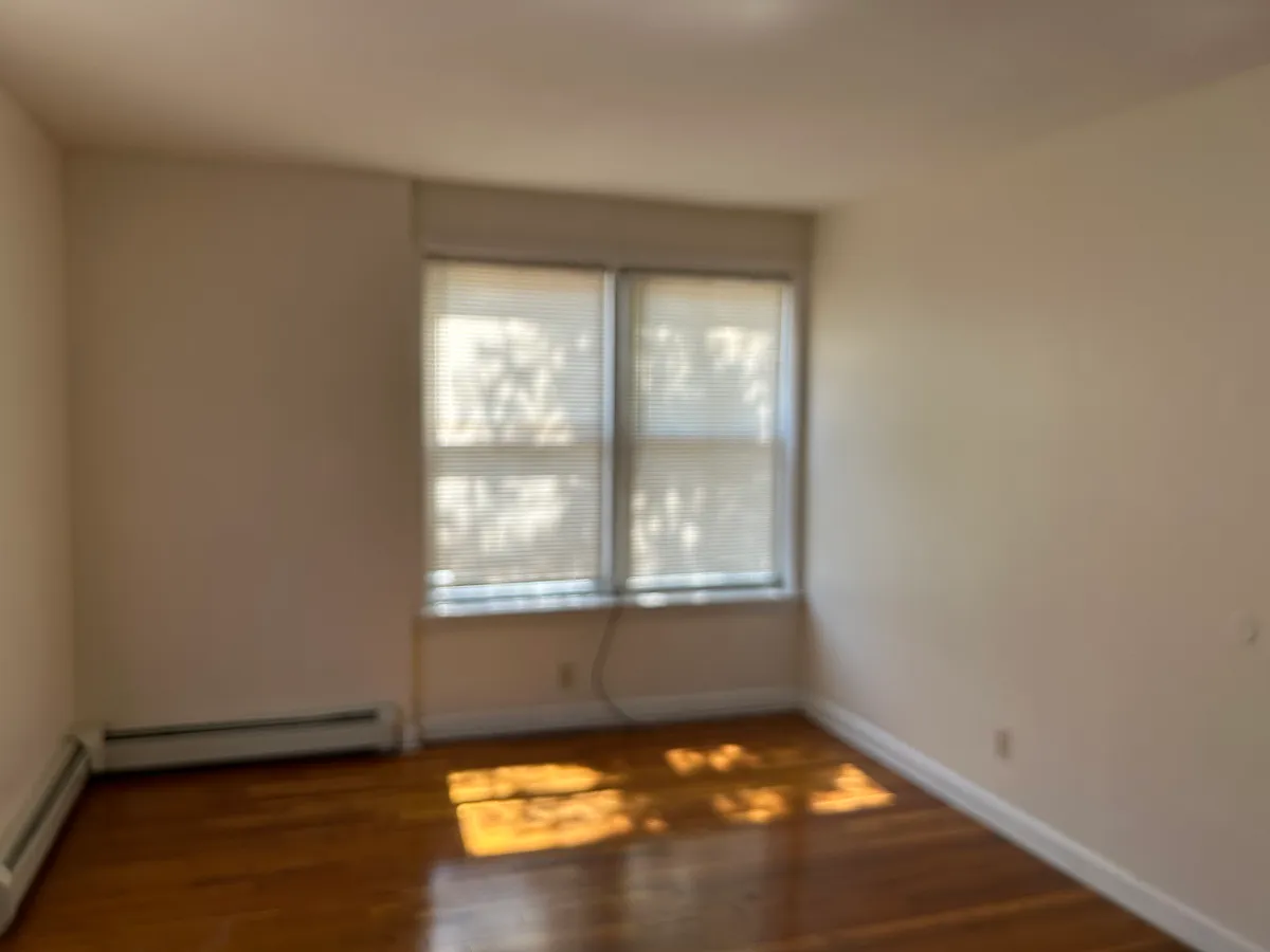 Building Photo - 32-34 Halstead St #6