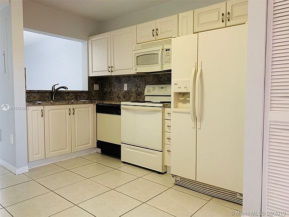 2nd image of 7265 NW 173rd Dr