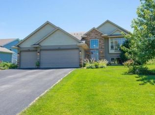 2626 Rocky Meadow Ln, Mayer, MN 55360