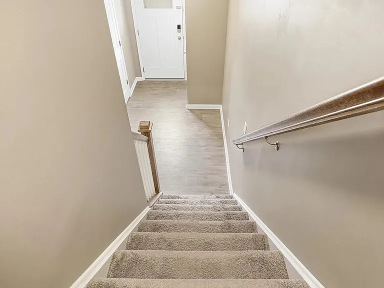 182 Hudson Blvd — Photo 16