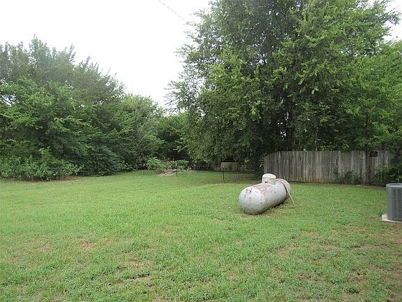 2nd image of 17700 Fm 901