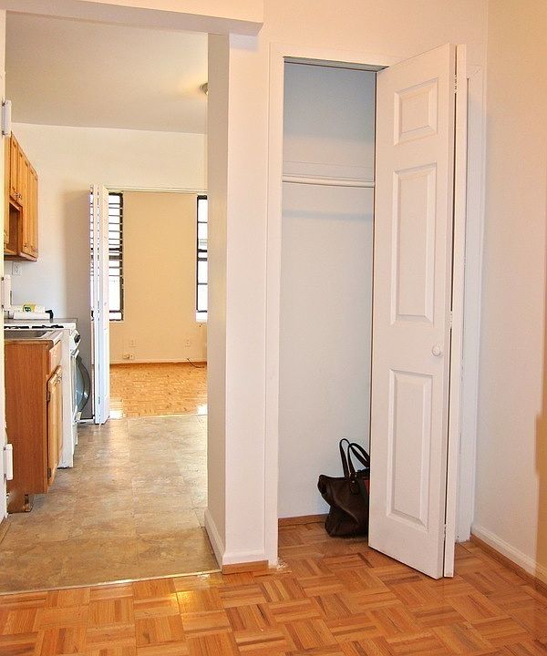 1st image of 221 W 28th St APT 5RE