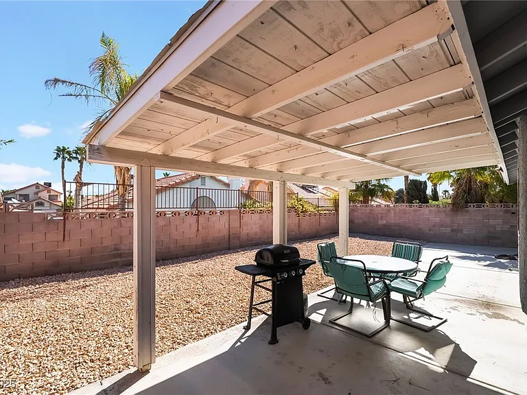 7076 Gunslinger St — Photo 29