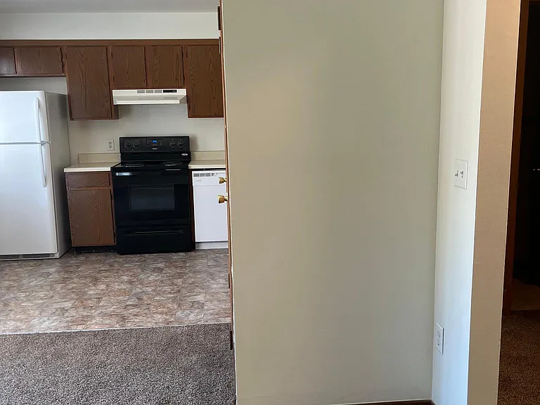509 Marshall St #B — Photo 12