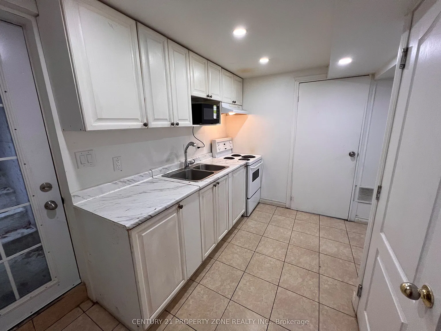 2 bed, $1,550 — Photo 2