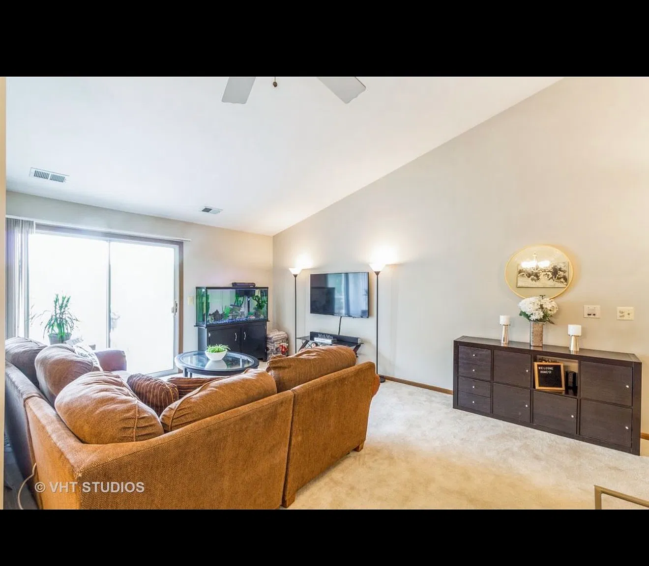 2 bed, 1400 sqft, $2,400 — Photo 3