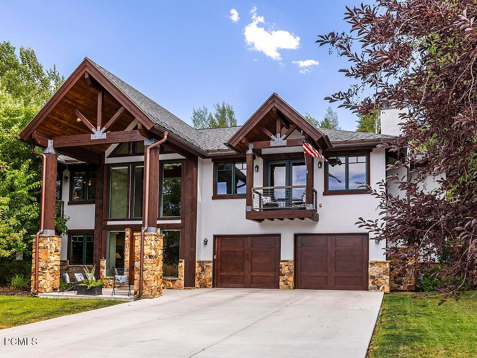 1st image of 2054 Paddington Dr