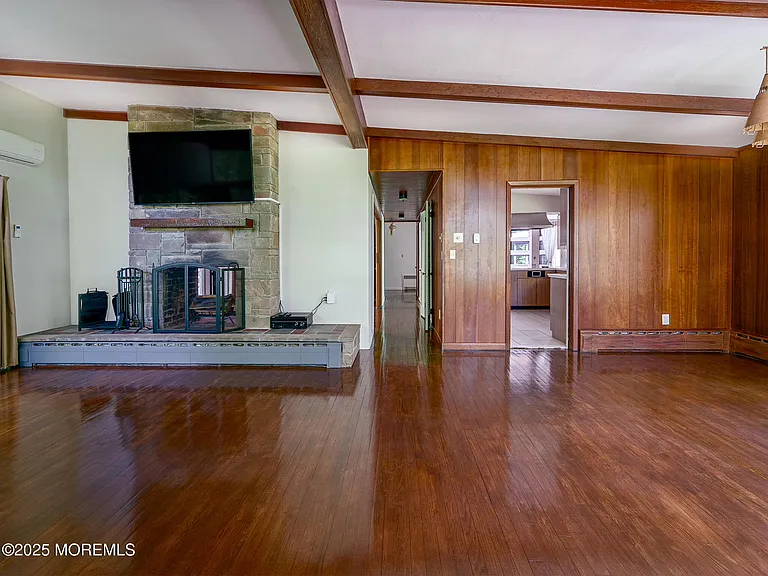 1152 State Route 34 — Photo 10