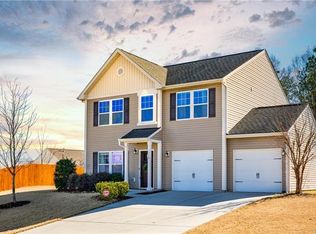 1710 Leeview Ln, Clover, SC 29710