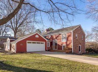 2011 S 80th St, Lincoln, NE 68506