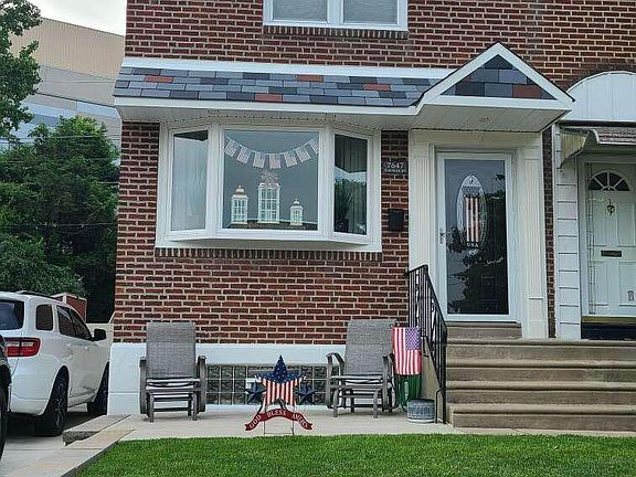 4th image of 7647 Burholme Ave