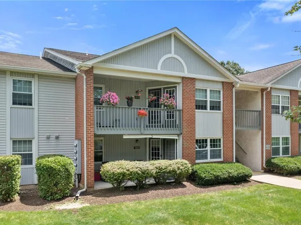 4914 Cheryl Dr, Bethlehem, PA 18017