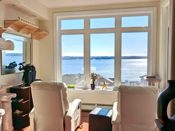 79 Bedros Ln #207, Halifax, NS B3M 4X5