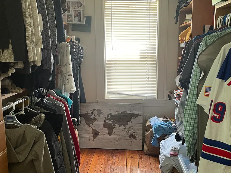 Walk-in closet