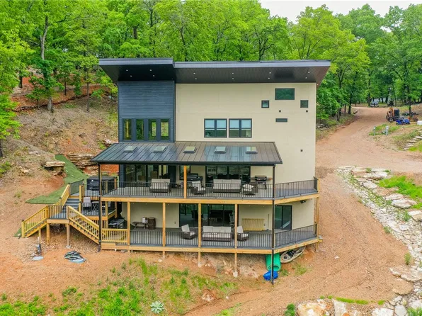 10573 Jasper Ln, Rogers, AR 72756
