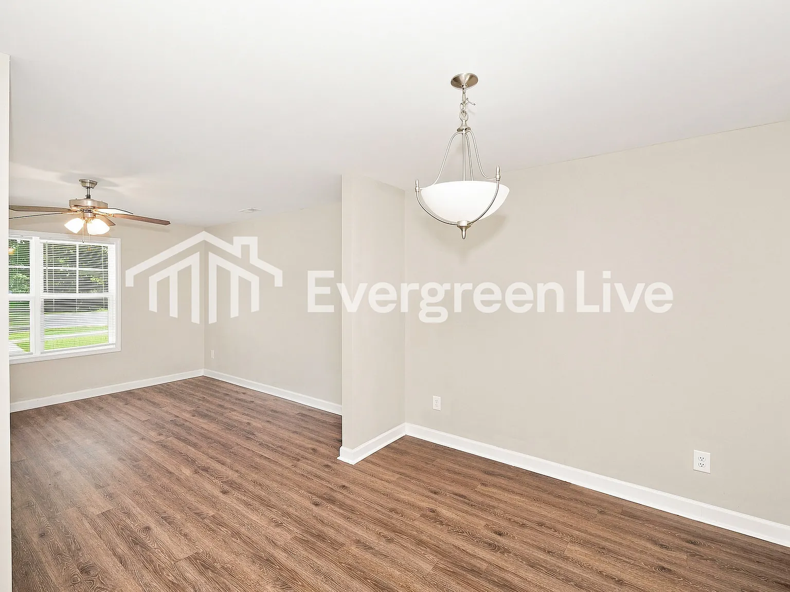 3 bed, 3.0 bath, 1260 sqft, $1,695 — Photo 4
