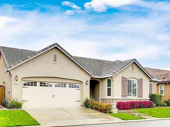 2nd image of 2801 Westport Cir