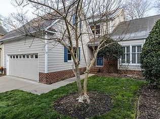 318 Tweed Cir, Cary, NC 27511