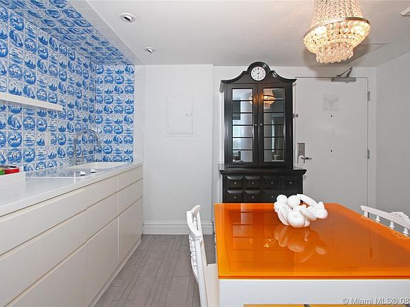4th image of 1100 West Ave #515