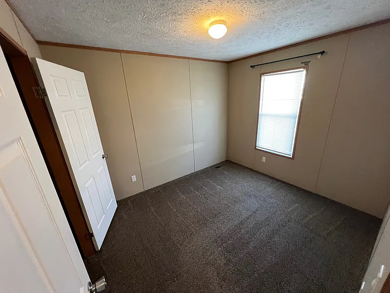 Kimberly Estates — Photo 11
