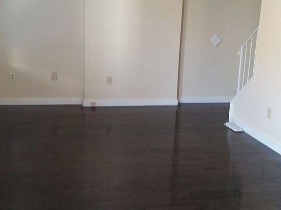 2nd image of 131 E 14th St APT 302