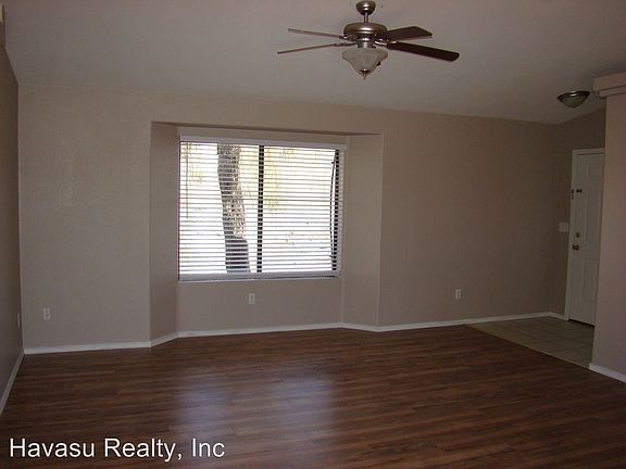 5th image of 3017 Caliente Dr