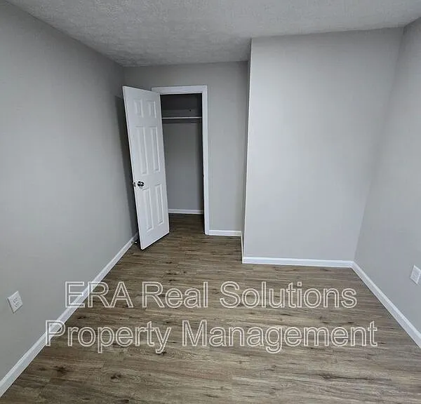 162 Wisconsin Ave — Photo 15