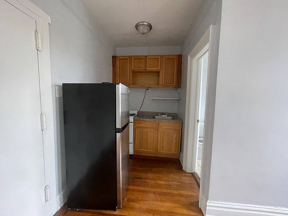 1st image of 1111 Kennedy Blvd #25E