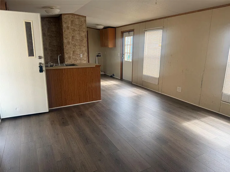 601 Clear Lake Rd #B — Photo 8