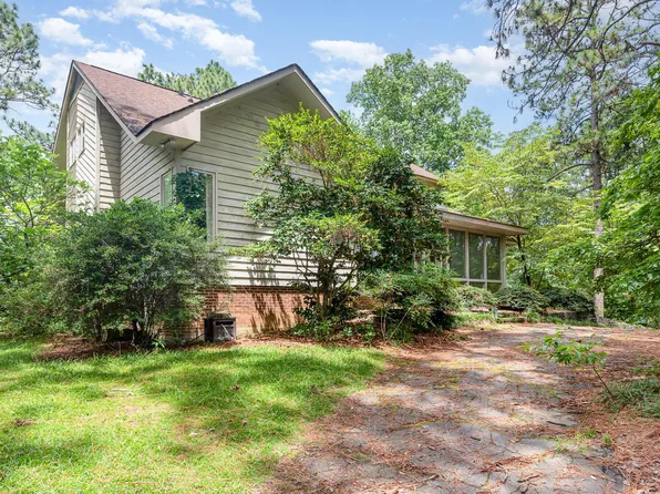 1450 S Fort Bragg Rd, Southern Pines, NC 28387