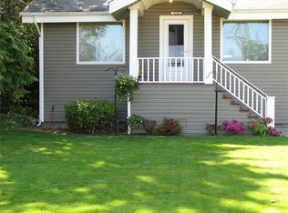 11555 16th Ave NE, Seattle, WA 98125