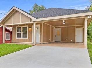 305 S Walnut St, Hammond, LA 70403
