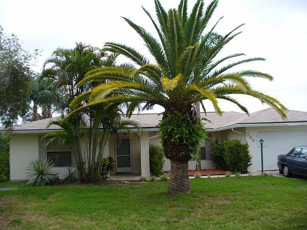 1st image of 269 SE Whitmore Dr
