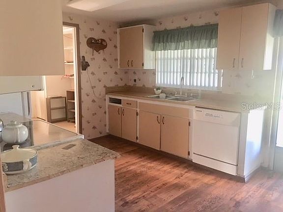 5th image of 211 Nita Dr