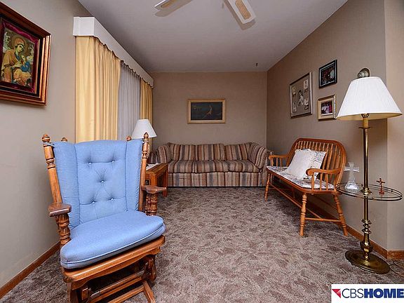 5th image of 6009 S 37th St