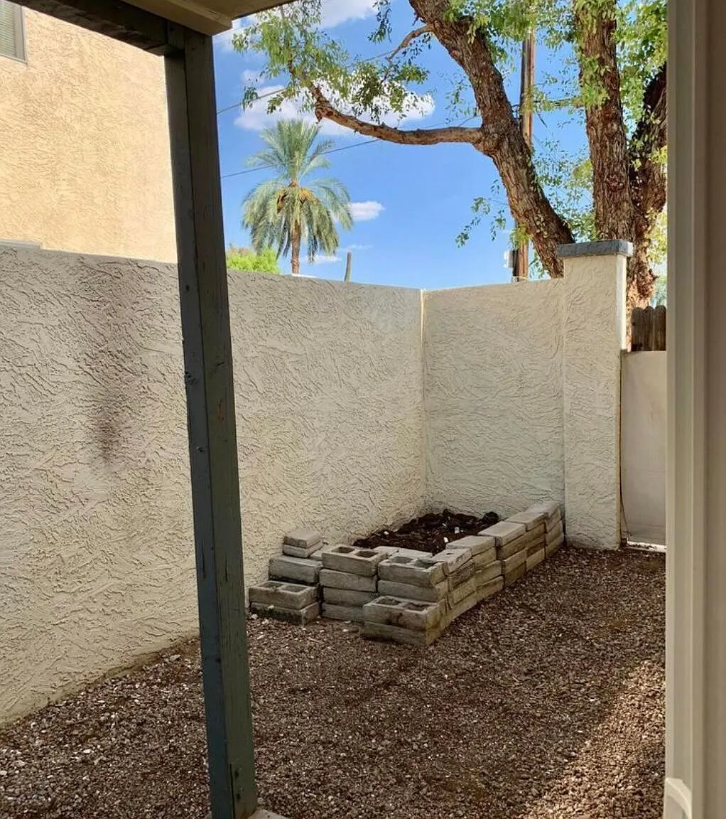 2 bed, 1.0 bath, 807 sqft, $1,595 — Photo 4
