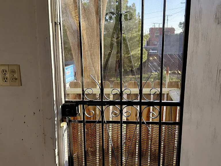 1109 N Luna St — Photo 13