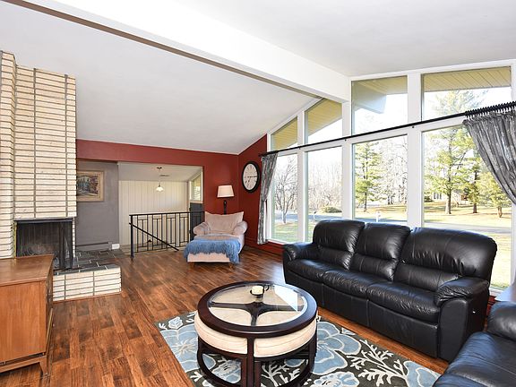 Living Room Wall of Windows