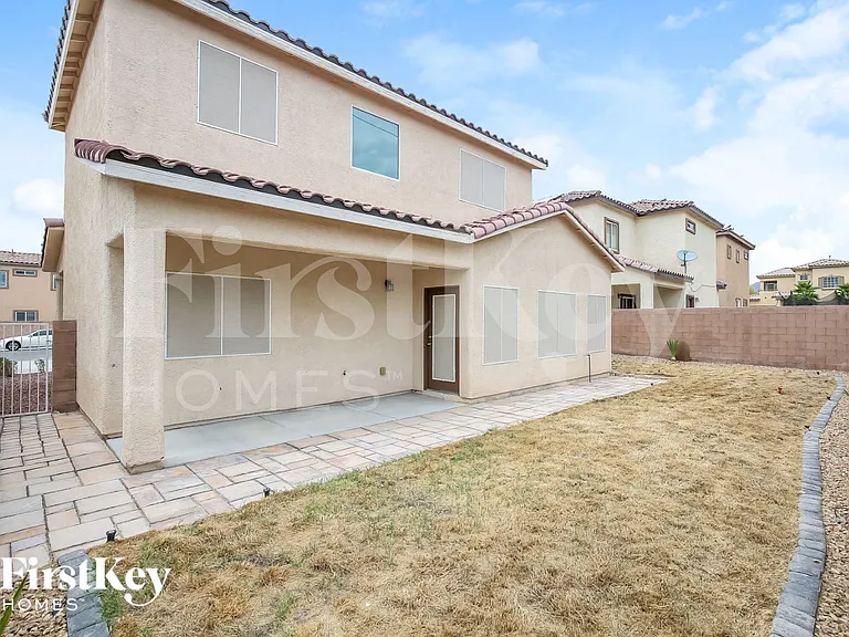 6068 Puesta Del Sol St — Photo 15