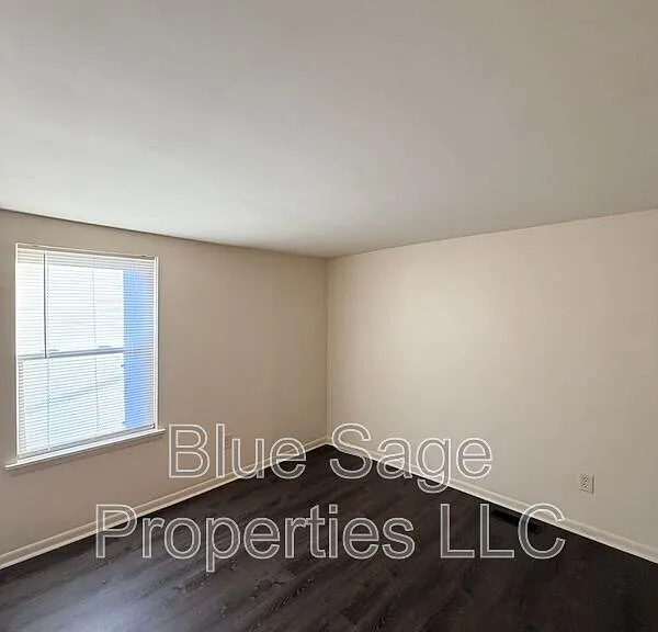 800-818 Main St #816 — Photo 15