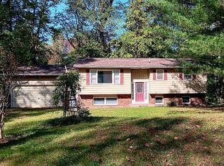 1465 Mixer Rd, Hastings, MI 49058