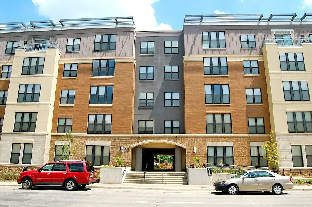 Vine Street Lofts — Photo 4